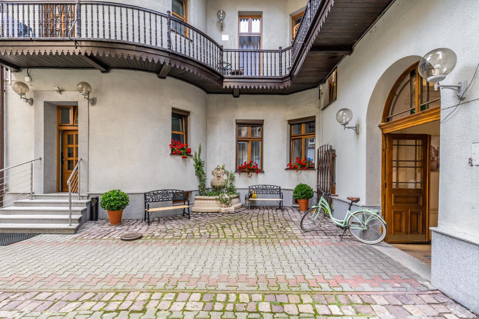 Beautiful Cracow Apartments By Cozyplace Красков Екстериор снимка